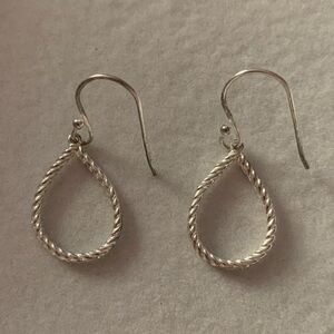 Vintage RJ 925 Sterling Silver Twisted Teardrop Dangly Earrings